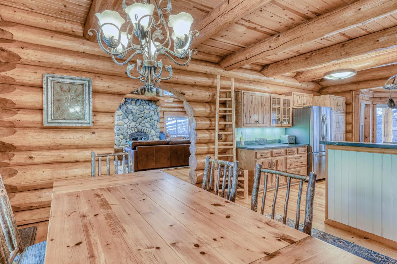 Log Cabin Estate - Falcon Ridge Truckee Exterior photo