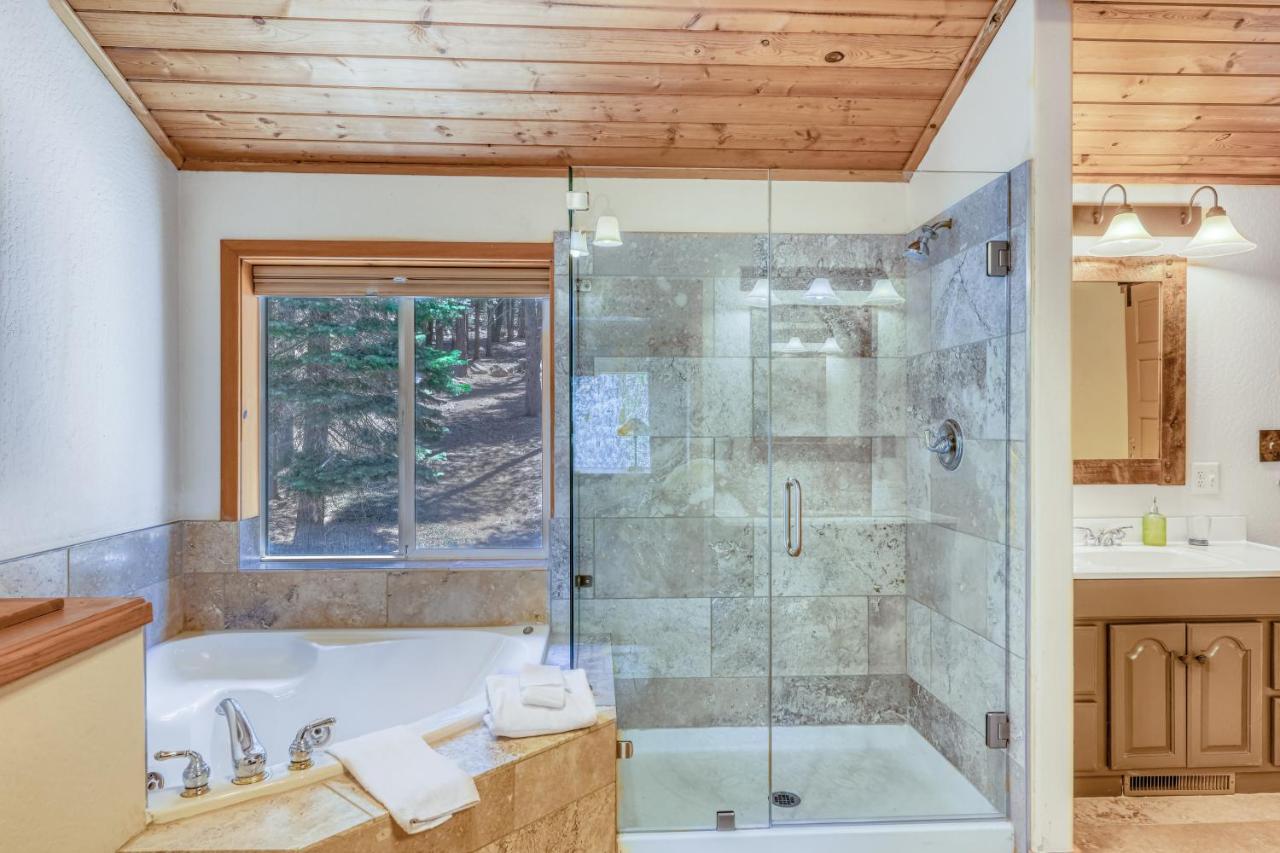 Log Cabin Estate - Falcon Ridge Truckee Exterior photo