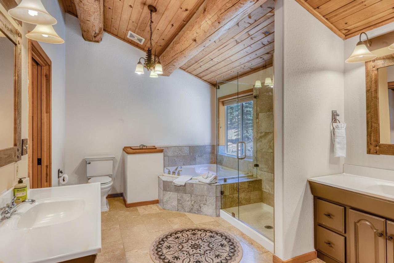 Log Cabin Estate - Falcon Ridge Truckee Exterior photo
