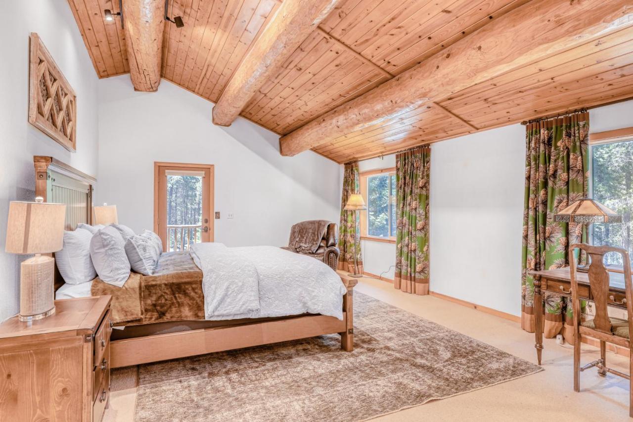 Log Cabin Estate - Falcon Ridge Truckee Exterior photo
